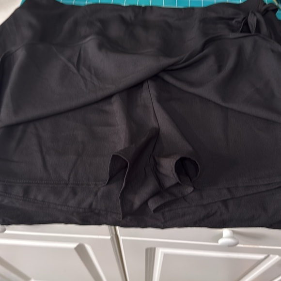 DR2 Black Side Tie Mini Skirt/Skort Scallop Wrap Front Detail Pull On Size XL - Picture 9 of 11